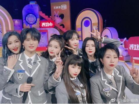 娱乐吃瓜综艺节目女爱豆,揭秘综艺幕后故事